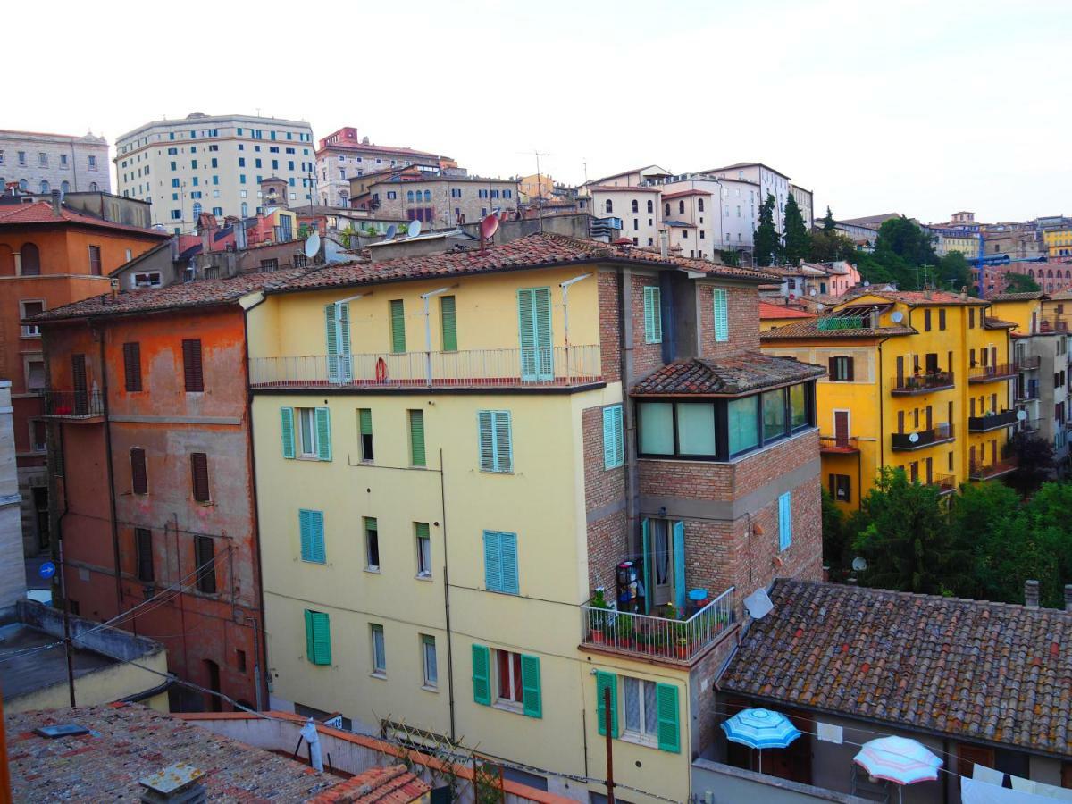 Trompe L'Oeil Apartment Perugia Exterior photo